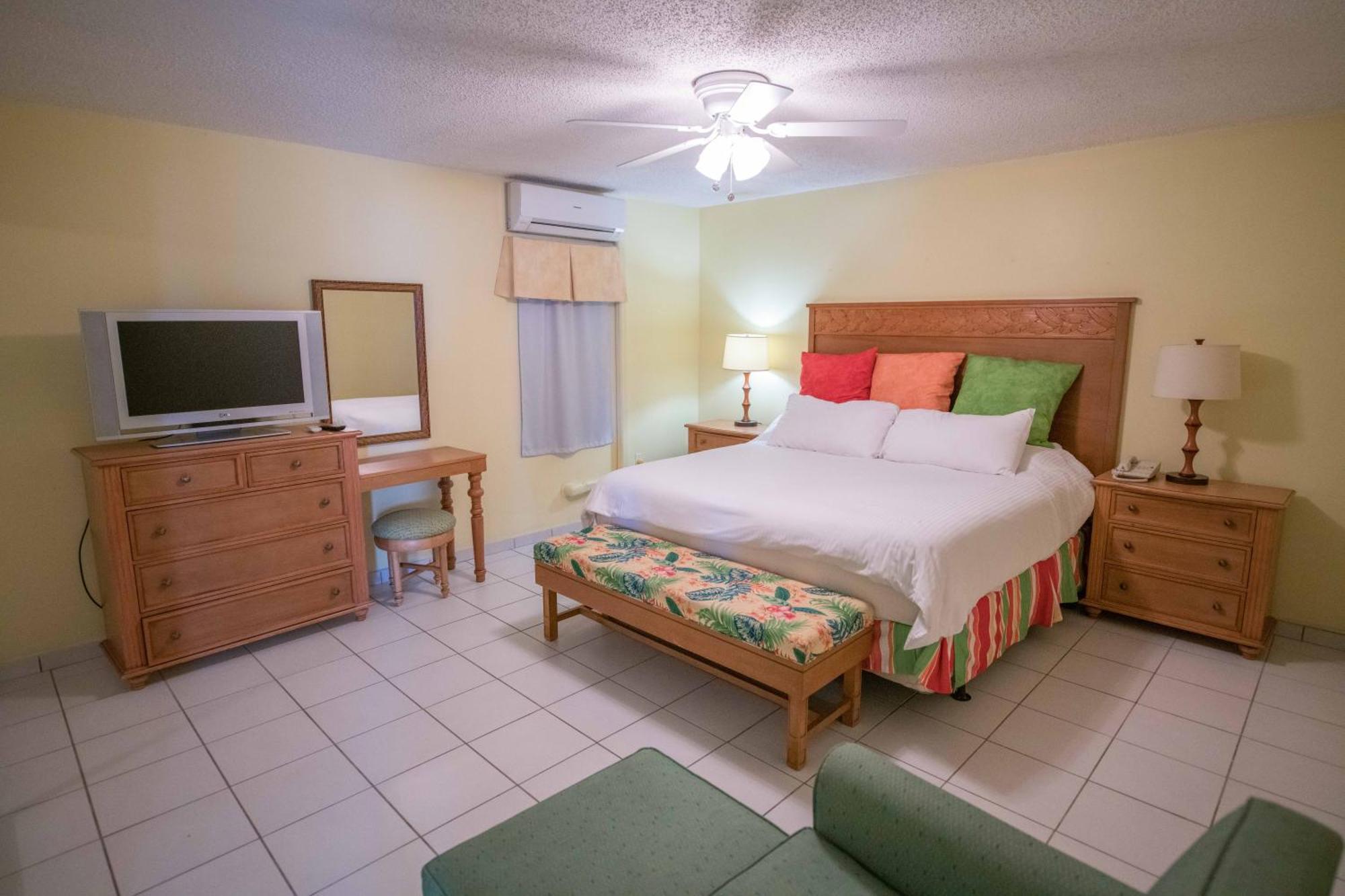 The Atrium Resort And Spa, Sint Maarten Simpson Bay Exterior photo